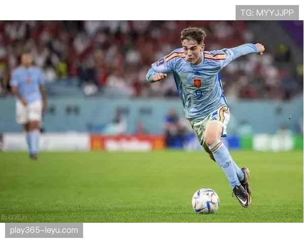 加维的足球智慧，如何跨界启发职场？数据分析师卡洛斯的突破之旅